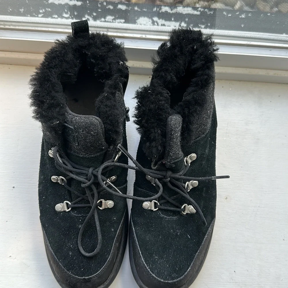 Ugg ankle boots with faux fur